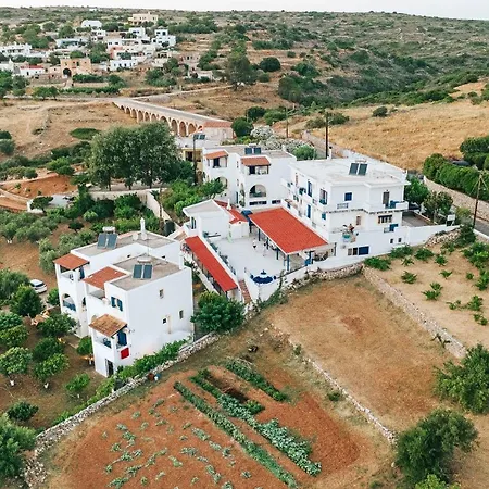 Theofilos Appartement *