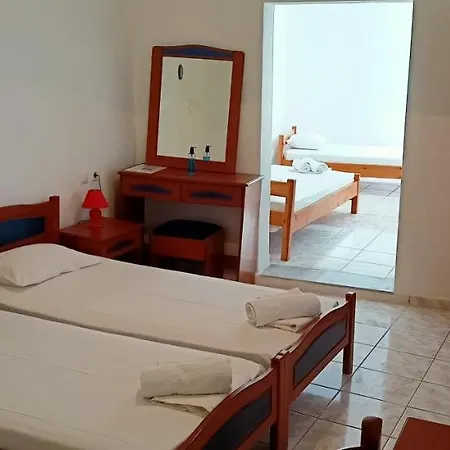 Theofilos Appartement *