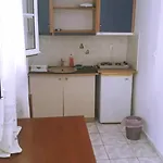 Appartement Theofilos *