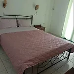 Theofilos Appartement