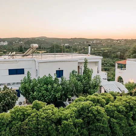 Theofilos Apartman